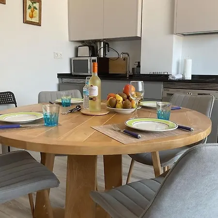 Le Nest Center טורמולינוס