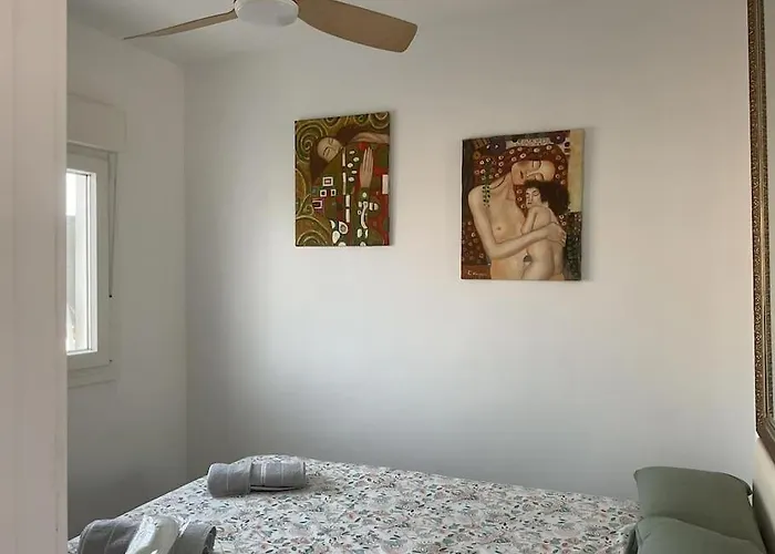 Le Nest Center * Torremolinos