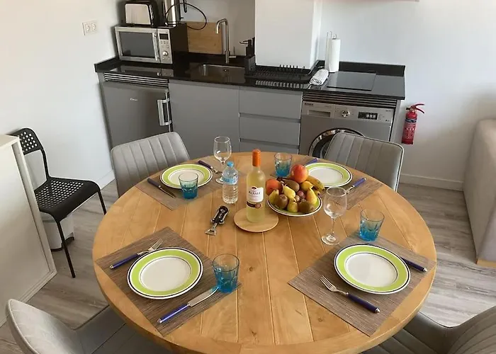 Le Nest Center Lägenhet Torremolinos